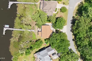 913 Hearthside Ct, New Bern, NC 28560 - Photo 39