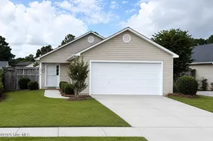 2010 Heritage Ln, Jacksonville, NC 28546 - Photo 1