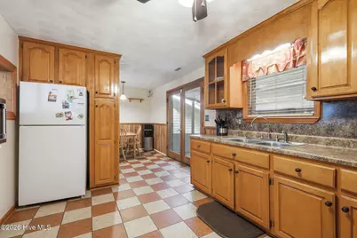 284 Laurel Road, Beaufort, NC 28516 - Photo 23