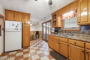 284 Laurel Rd, Beaufort, NC 28516 - Photo 23