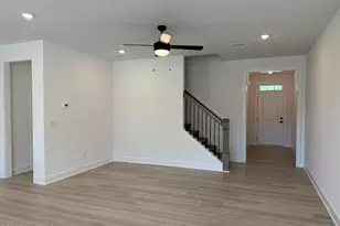 32 Joyner Pk Dr, Rocky Mount, NC 27803 - Photo 5