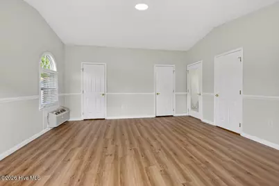 715 Oakdale Avenue, New Bern, NC 28562 - Photo 13