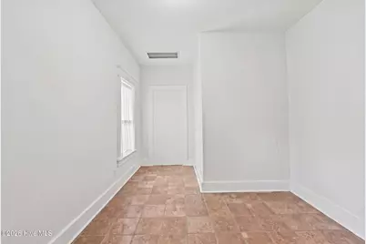104 W Main Street, Elizabeth City, NC 27909 - Photo 45
