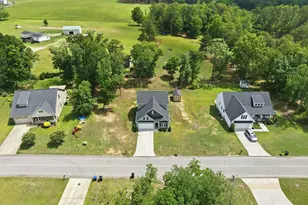 105 Village Dr, Broadway, NC 27505 - Photo 3
