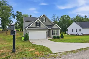 105 Village Dr, Broadway, NC 27505 - Photo 7