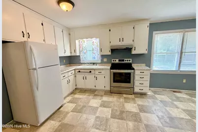 111 Ray Street, La Grange, NC 28551 - Photo 5