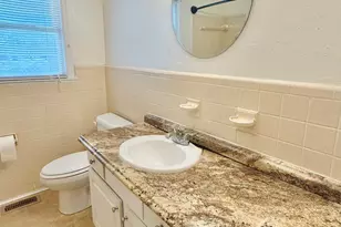 111 Ray St, La Grange, NC 28551 - Photo 9