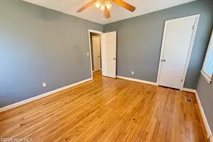 111 Ray St, La Grange, NC 28551 - Photo 13
