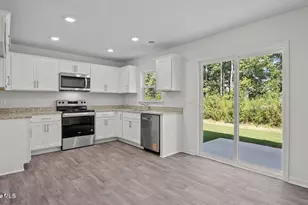 333 Rudy's Ct, Ayden, NC 28513 - Photo 3