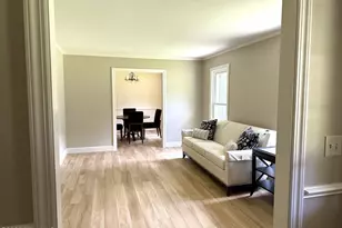 2105 Dallas Dr, Kinston, NC 28504 - Photo 3