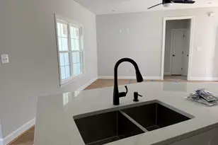 325 W Washington St, Bethel, NC 27812 - Photo 5