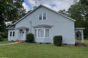 301 N Broad St, Roseboro, NC 28382 - Photo 15