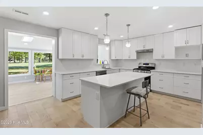 409 Plantation Drive, New Bern, NC 28562 - Photo 13