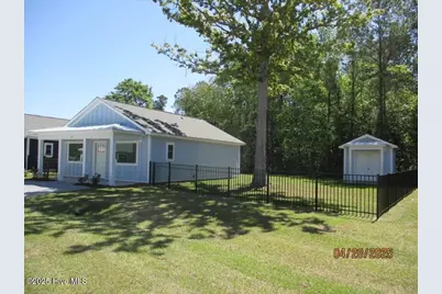 113 Long Pond Loop, Swansboro, NC 28584 - Photo 1