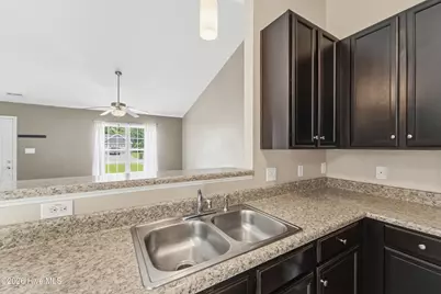 210 Jasmine Lane, Jacksonville, NC 28546 - Photo 29