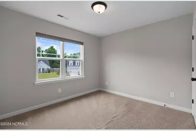 114 Bridgeport Drive, Sneads Ferry, NC 28460 - Photo 13