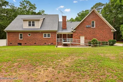 2111 Hunt Hill Place, Kinston, NC 28504 - Photo 31