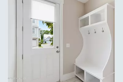 1810 Bungalow Row, Wilmington, NC 28409 - Photo 3