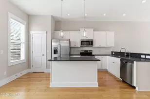 1810 Bungalow Row, Wilmington, NC 28409 - Photo 11