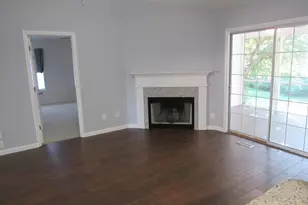 138 Kensington Wy, Aberdeen, NC 28315 - Photo 5