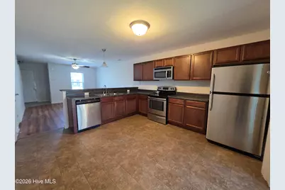 179 Glen Cannon Drive, Jacksonville, NC 28546 - Photo 5