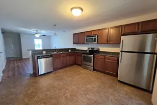 179 Glen Cannon Drive, Jacksonville, NC 28546 - Photo 5