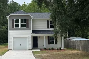 107 W Sater St, Pinetops, NC 27864 - Photo 1