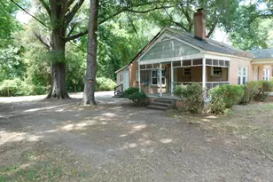 7 1st St, Laurinburg, NC 28352 - Photo 3