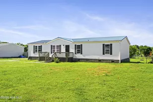 202 Red Sorrel Dr, Stella, NC 28582 - Photo 3