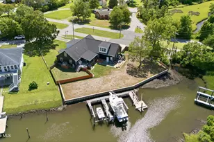 201 Mansfield Pkwy, Morehead City, NC 28557 - Photo 47