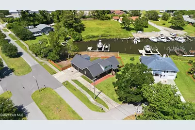 201 Mansfield Parkway, Morehead City, NC 28557 - Photo 49