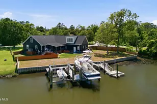 201 Mansfield Pkwy, Morehead City, NC 28557 - Photo 45