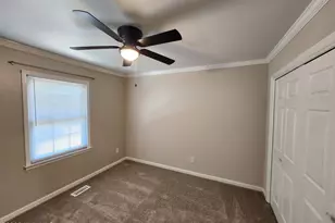 624 Crown Point Dr, Martinez, GA 30907 - Photo 17
