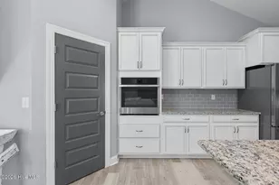 402 King Richard Ct, Jacksonville, NC 28546 - Photo 23