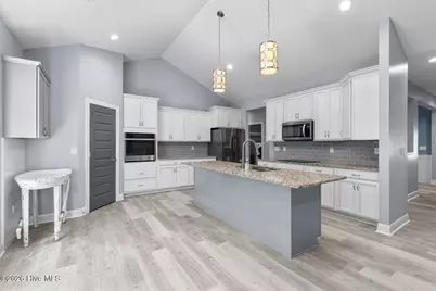 402 King Richard Court, Jacksonville, NC 28546 - Photo 21