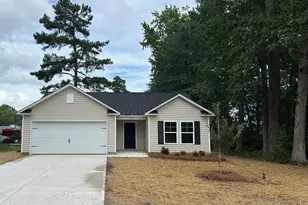 306 W Sater St, Pinetops, NC 27864 - Photo 1