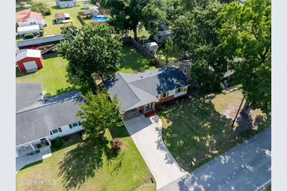 403 E Foy Street, Richlands, NC 28574 - Photo 5