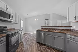 312 Reid Ct N, Jacksonville, NC 28540 - Photo 5