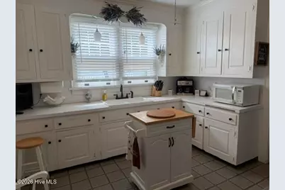 104 Locust Street, Elizabeth City, NC 27909 - Photo 15