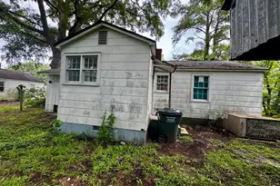 605 Dixon St, Kinston, NC 28501 - Photo 15
