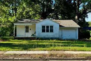 605 Dixon St, Kinston, NC 28501 - Photo 1