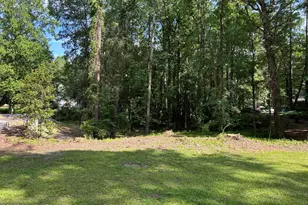 402 Camelia Dr, Washington, NC 27889 - Photo 3