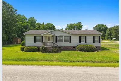 293 Laughing Gull Court SW, Shallotte, NC 28470 - Photo 1