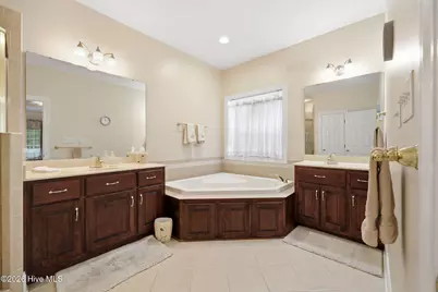 404 Cypress Landing Trail, Chocowinity, NC 27817 - Photo 31
