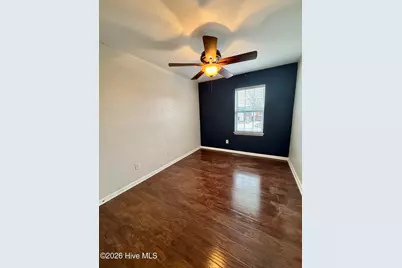2506 B Bluff View Court #B, Greenville, NC 27834 - Photo 3