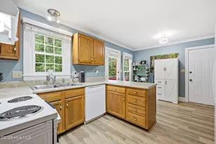 829 Corbett St, Winterville, NC 28590 - Photo 17