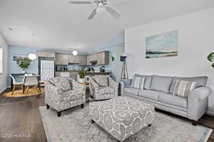 303 Osprey Ridge Dr, Emerald Isle, NC 28594 - Photo 3