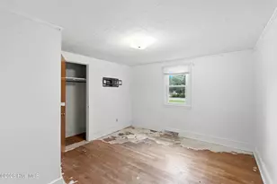 343 W Stevens St, Wallace, NC 28466 - Photo 17