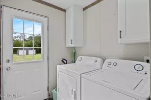 669 Cain Rd, Garland, NC 28441 - Photo 25