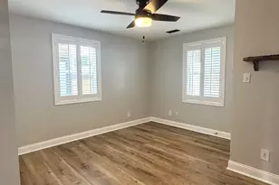 113 NW 12th St, Oak Island, NC 28465 - Photo 11